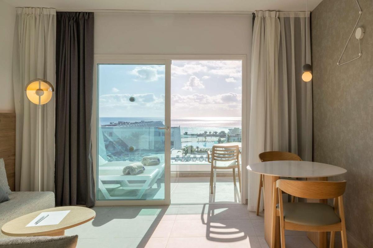 Zona de estar de Radisson Blu Resort, Lanzarote Adults Only