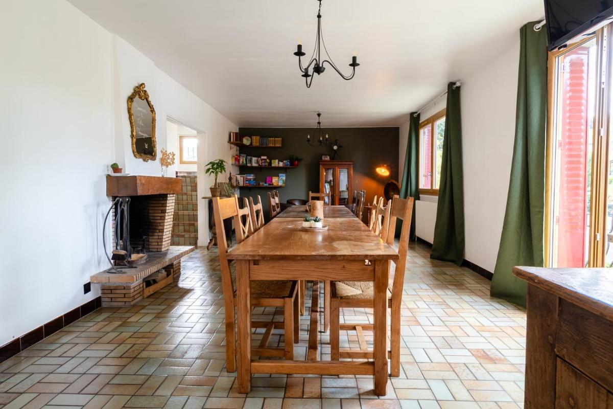 Villa Vercingétorix - groupe, Billard - Jacuzzi Spa - Housity