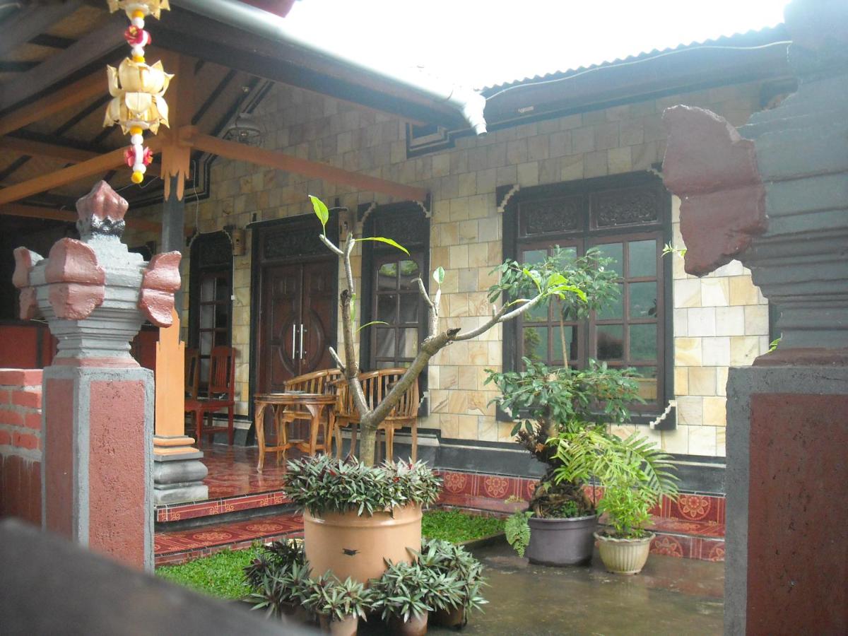 Suitetrails - Jojo's Homestay and Warung