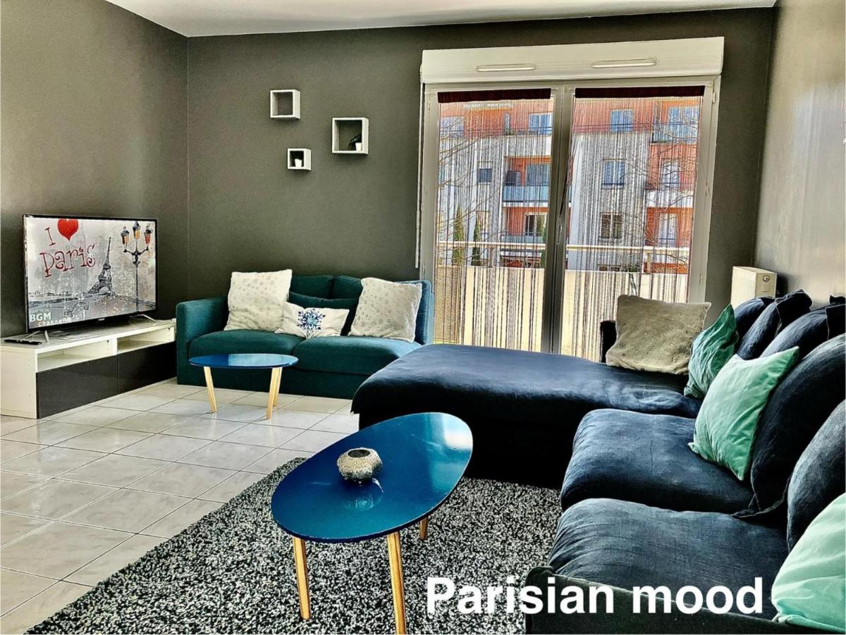 Snowqueen Hotel Apartment Paris-Disney - Housity