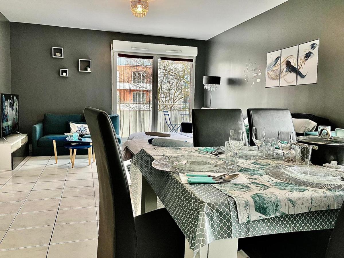 Snowqueen Hotel Apartment Paris-Disney - Housity
