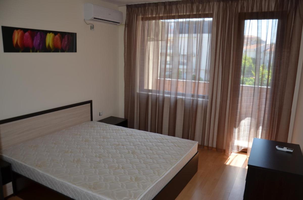 Suitetrails - Apartments in Complex Chateau Nessebar