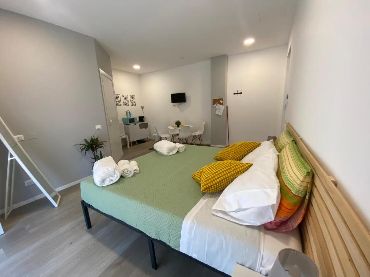 OnlyRoomsRhoFIERA - Housity