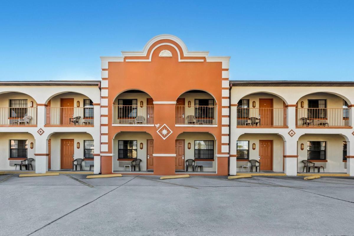 Travelodge by Wyndham Hotel & Cottages St Augustine - Historic - Housity