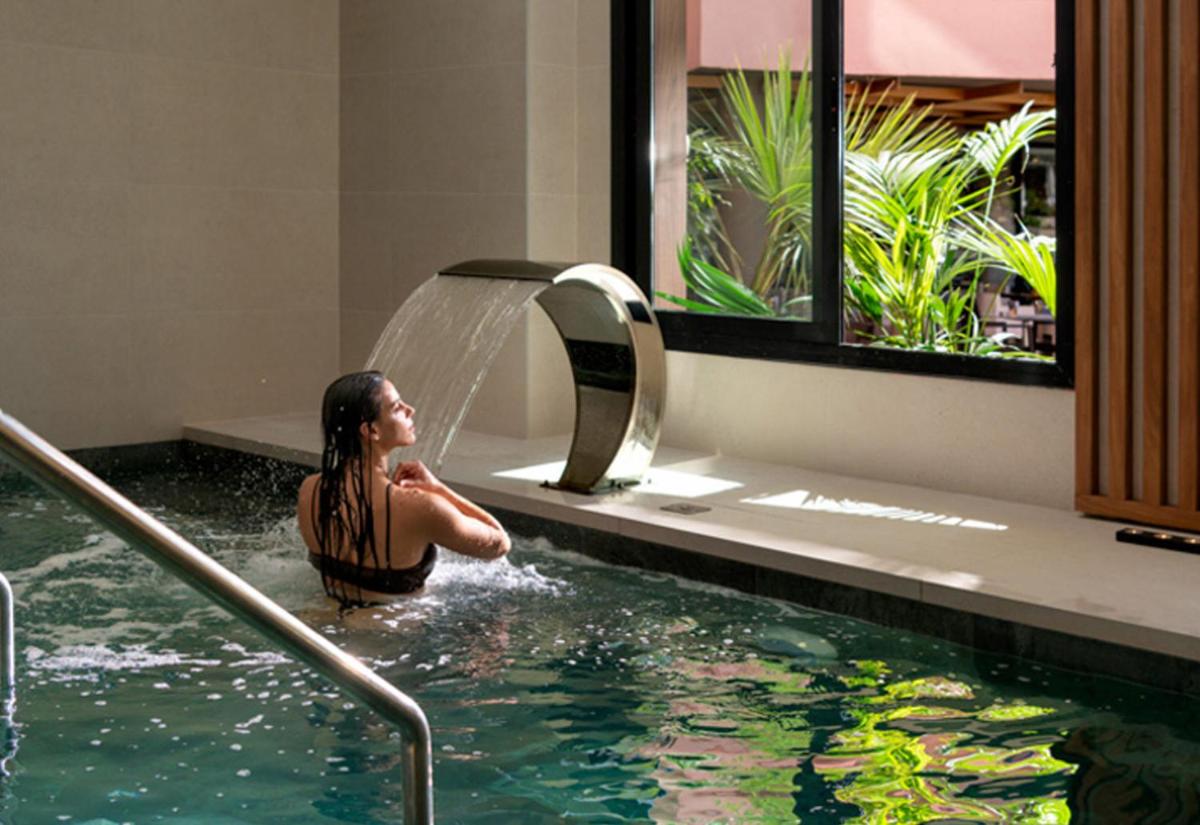 Clientes alojados en AQUA Hotel The Breeze & Spa - All Inclusive - Adults Only - 4Sup