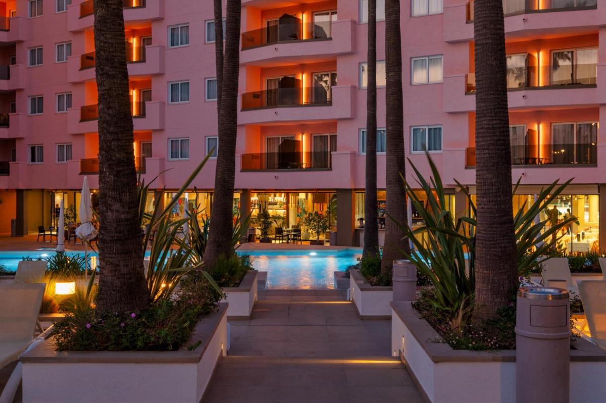 Piscina en o cerca de AQUA Hotel The Breeze & Spa - All Inclusive - Adults Only - 4Sup