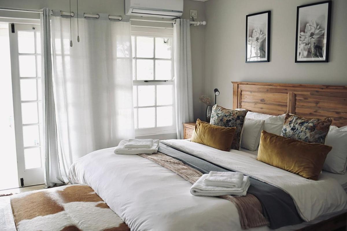 Corner view - Housity