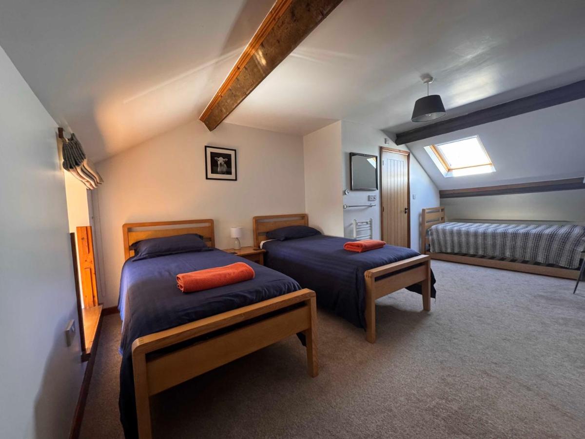 Converted barn, perfect MTB break, Coed y Brenin - Housity