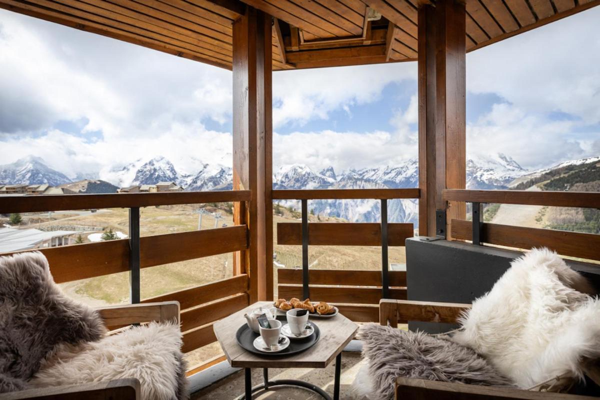 Vue générale sur la montagne ou vue sur la montagne depuis l'hôtel