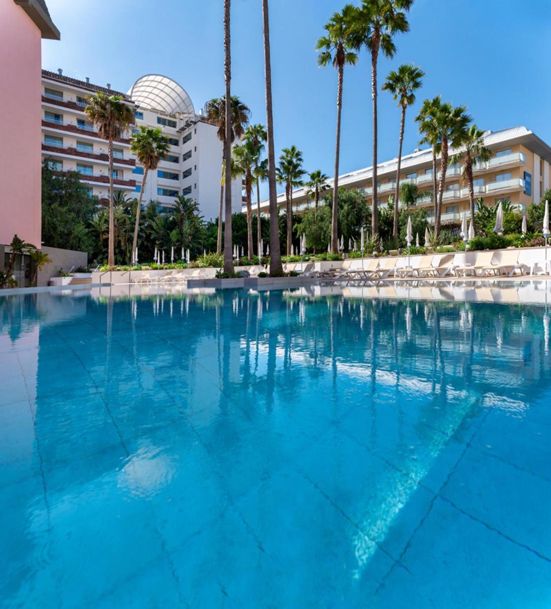 Piscina en o cerca de AQUA Hotel The Breeze & Spa - All Inclusive - Adults Only - 4Sup