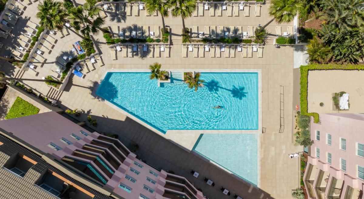 Piscina en o cerca de AQUA Hotel The Breeze & Spa - All Inclusive - Adults Only - 4Sup