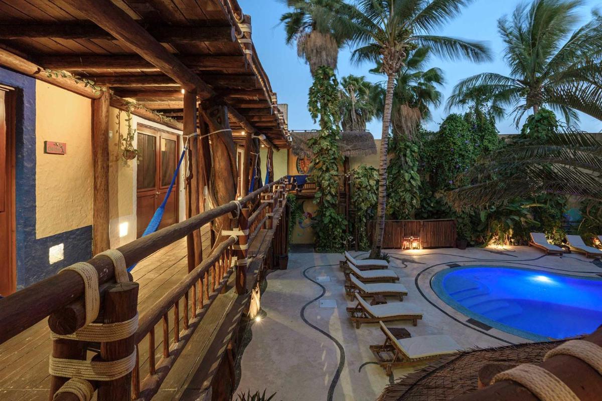 Hotel El Pueblito - Housity