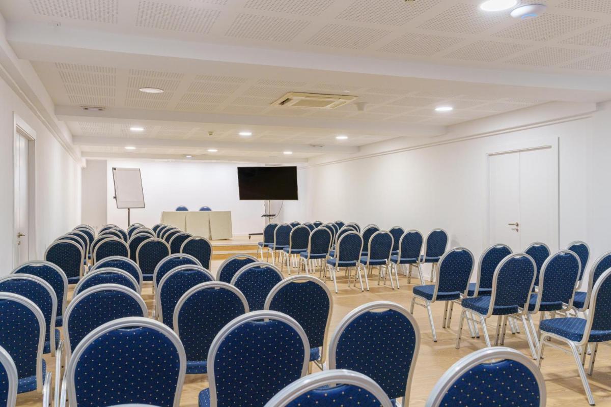 Zona business o sala de conferencias en Ferrer Concord Hotel & Spa