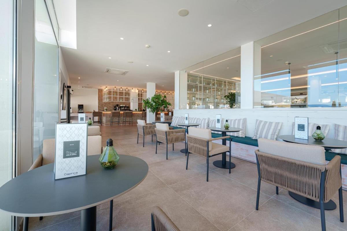 Un restaurante o sitio para comer en Ferrer Concord Hotel & Spa