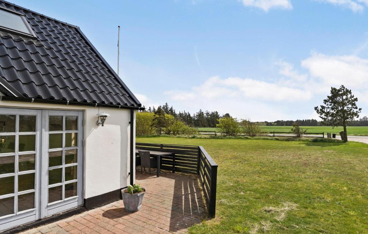 3 Bedroom Stunning Home In Pandrup - Housity