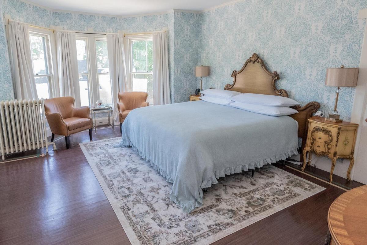 LimeRock Inn - Housity