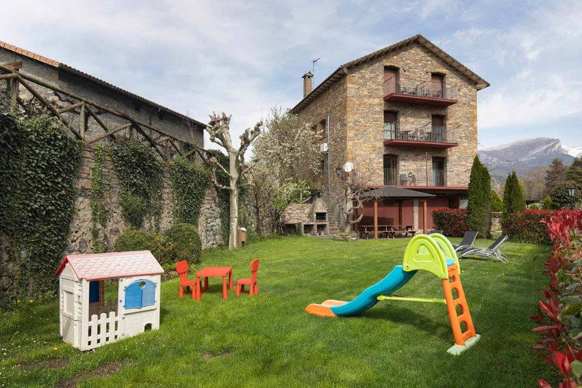 Casa Rural Sofia Ordesa - Housity