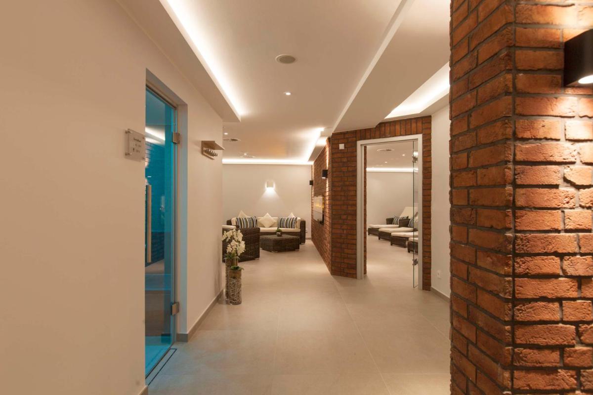 Best Western Premier Alsterkrug Hotel - Housity