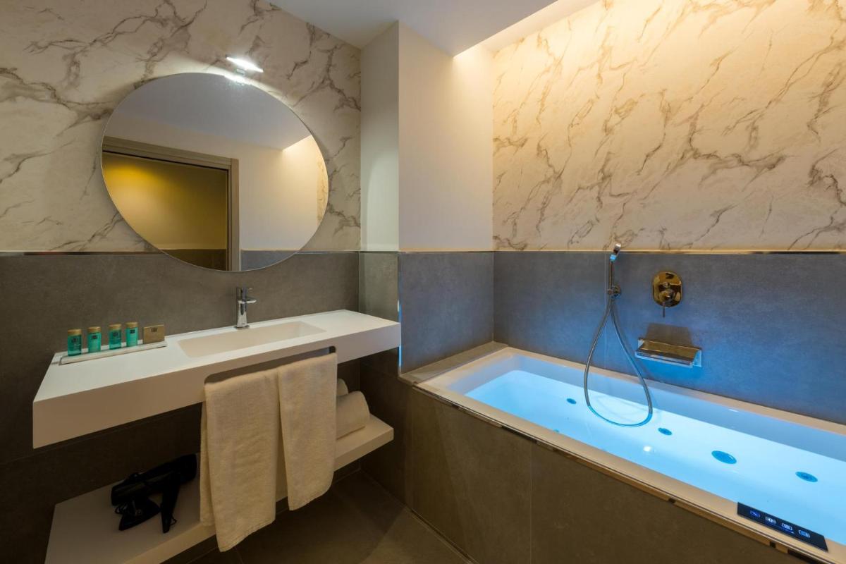 Un baño de Hotel Spa Meiga do Mar