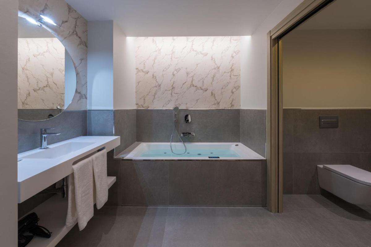 Un baño de Hotel Spa Meiga do Mar