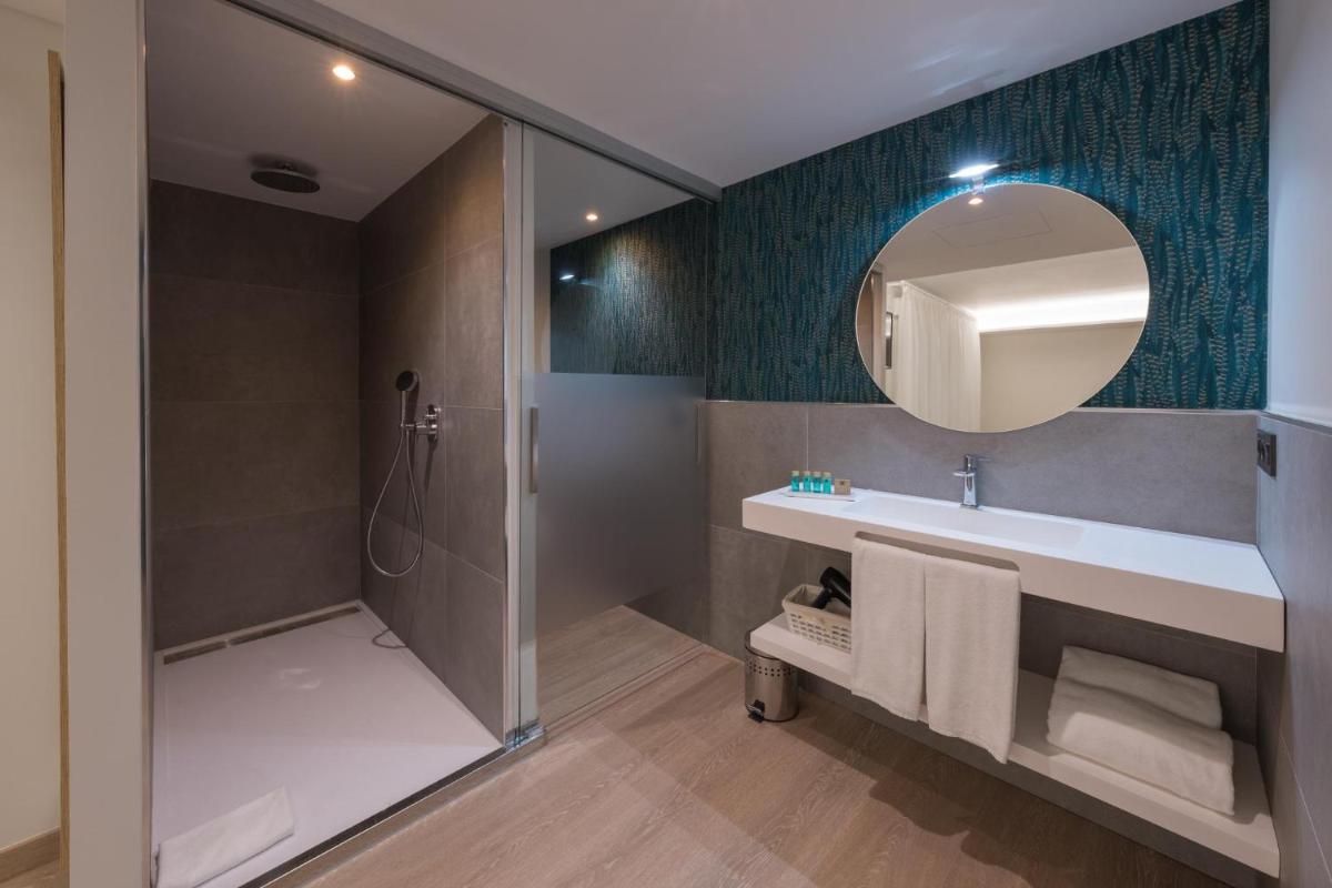 Un baño de Hotel Spa Meiga do Mar