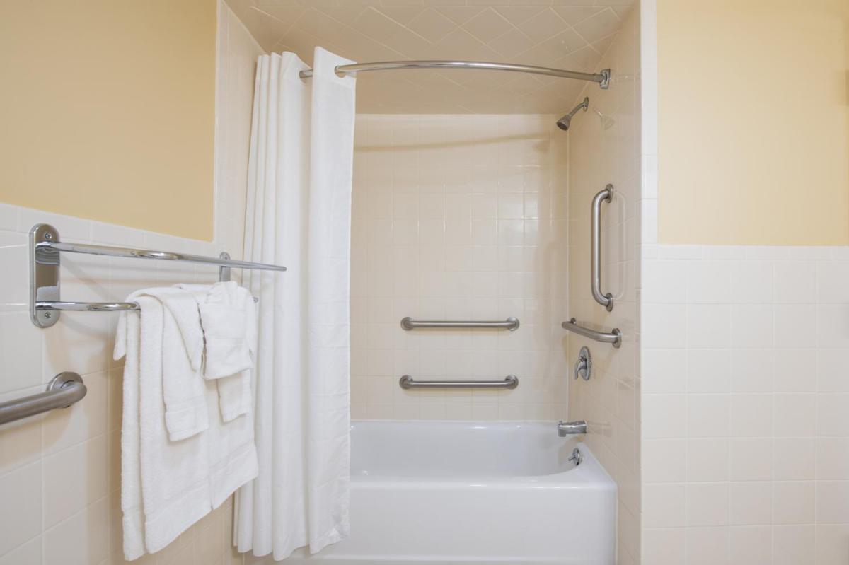 Garden Executive Hotel - Housity