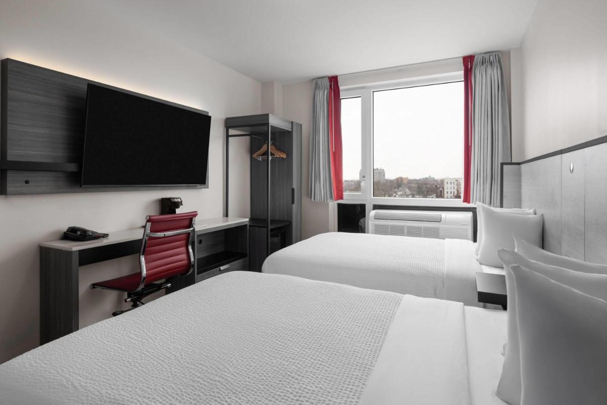 Ramada by Wyndham Brooklyn Near Flatbush - Housity