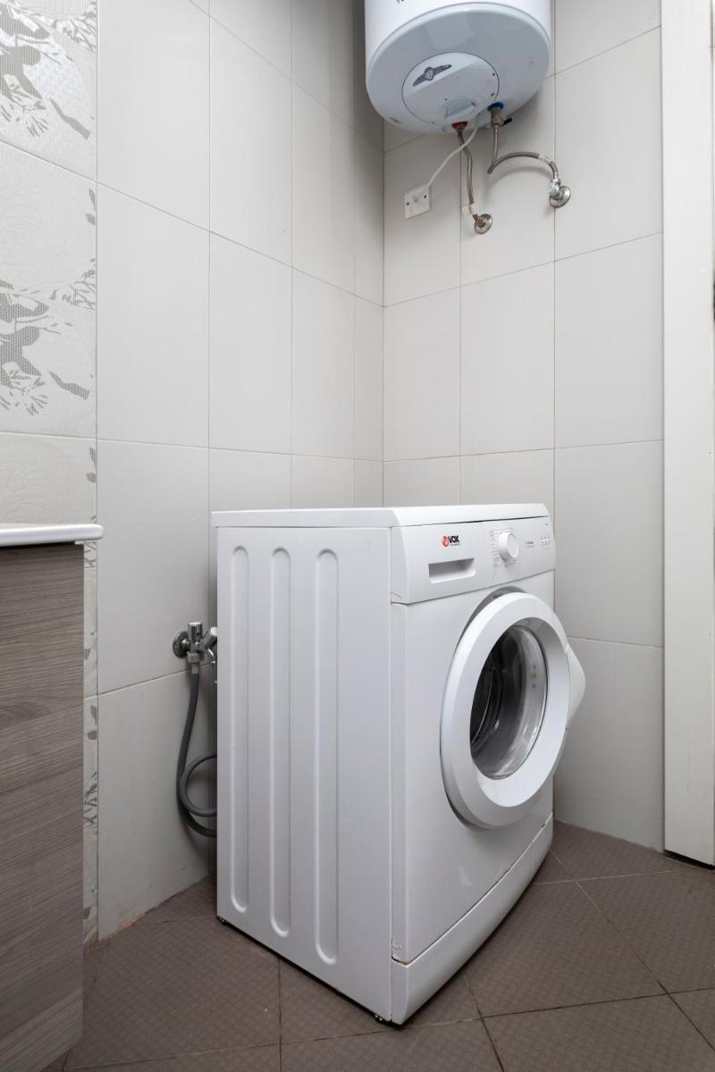 Modern 3 Bedroom & 3 Bathroom Apartment - near Balluta Bay - Housity