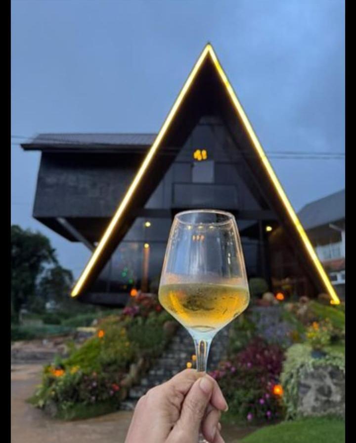 The Edgware Cabana - Housity