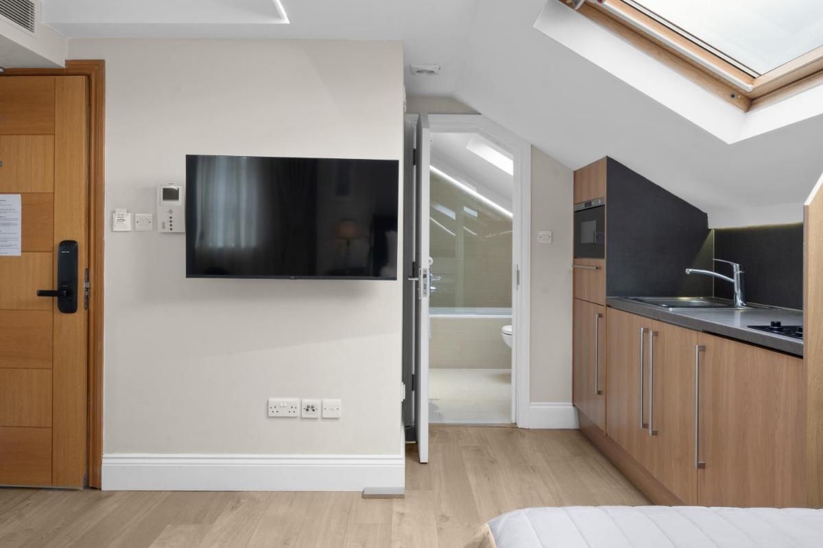 Cleveland Residences Russell Square - Housity