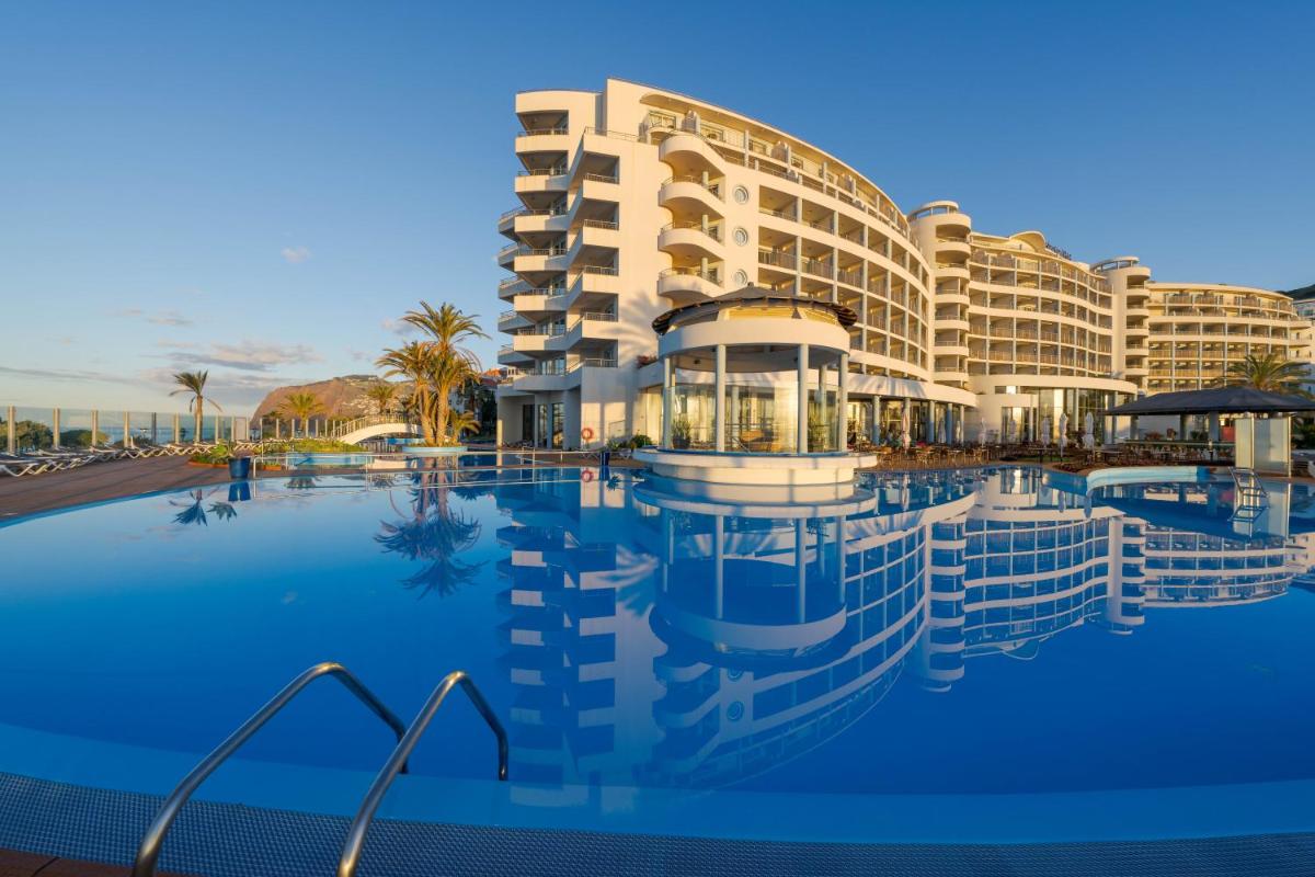 uma representação de um resort com uma piscina em Pestana Grand Ocean Resort Hotel no Funchal