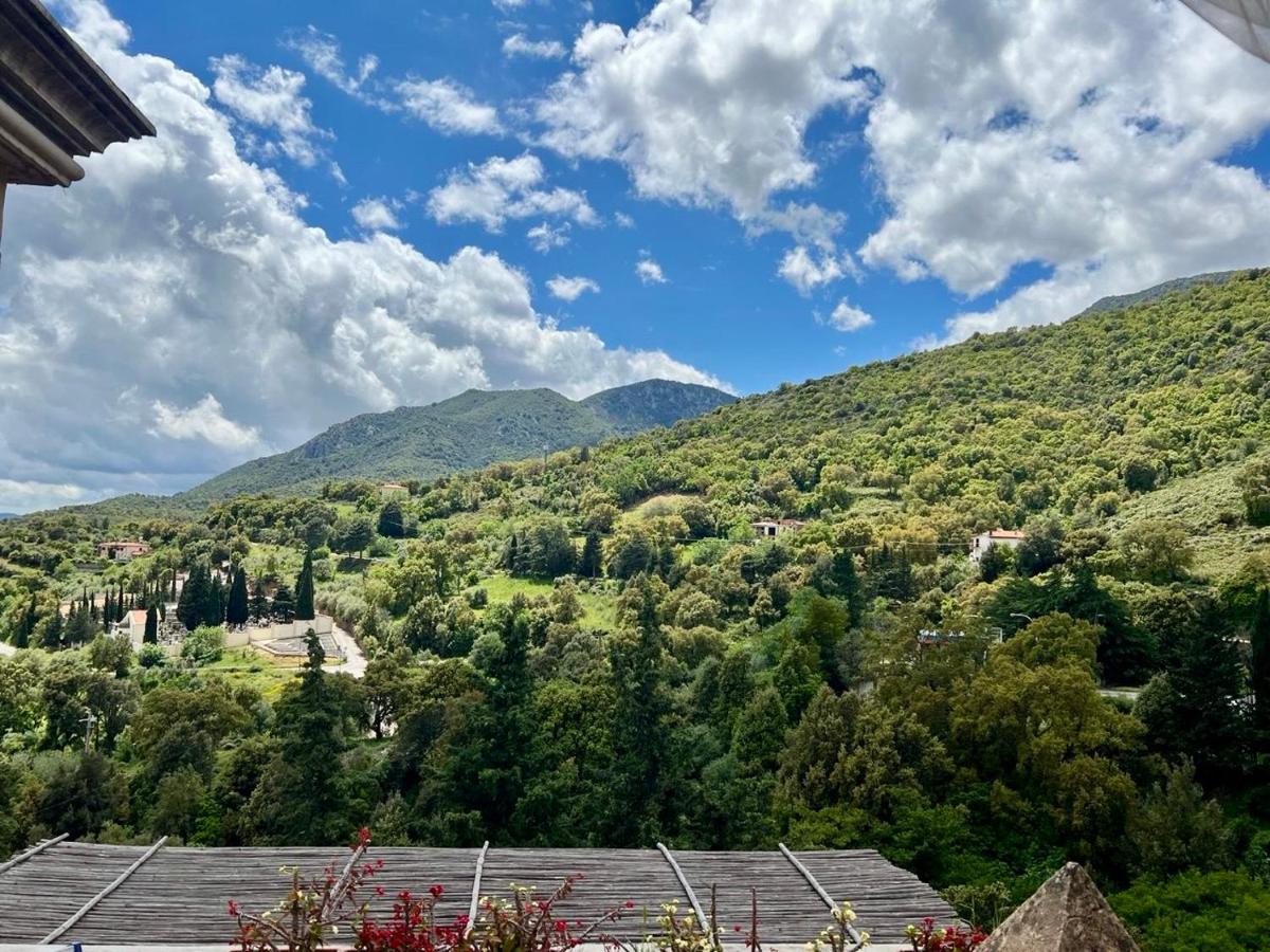 B&B Su Biancu - Sardinian Experience - Housity