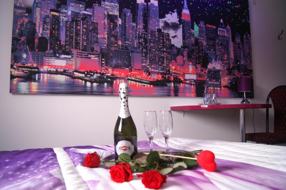 Hotel Restauracja Venus - Housity
