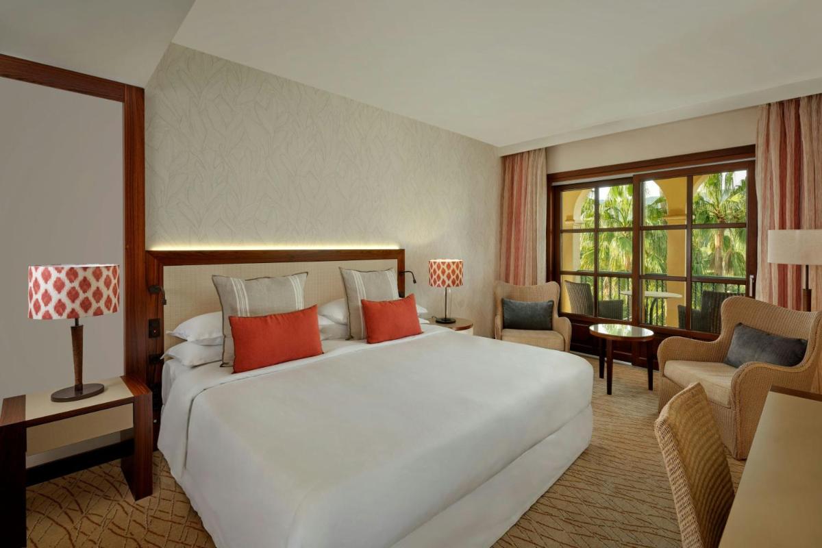 Cama o camas de una habitación en Sheraton Mallorca Arabella Golf Hotel