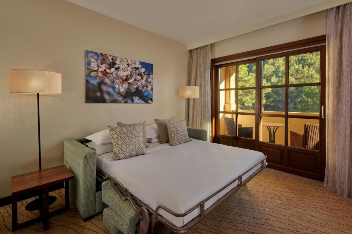 Cama o camas de una habitación en Sheraton Mallorca Arabella Golf Hotel