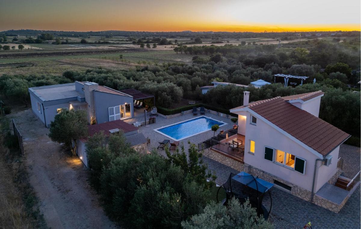 Pet Friendly Home In Polaca - Housity