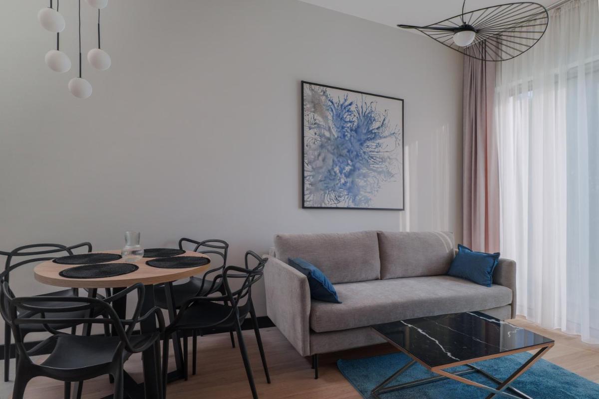 Lake House- Aparthotel Nad Zatoka - Housity