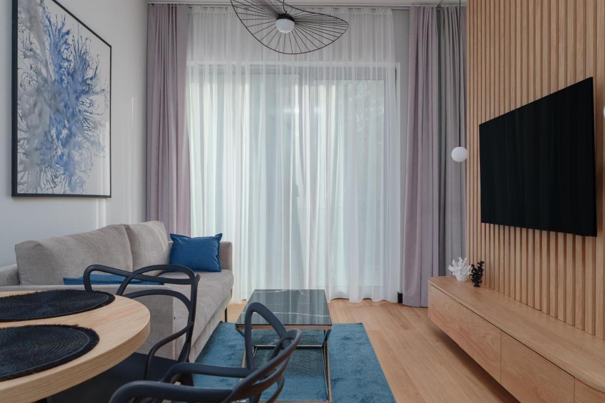 Lake House- Aparthotel Nad Zatoka - Housity