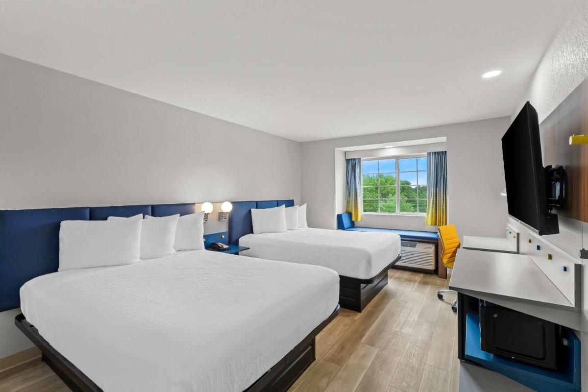 Microtel Inn & Suites by Wyndham Norcross - Housity