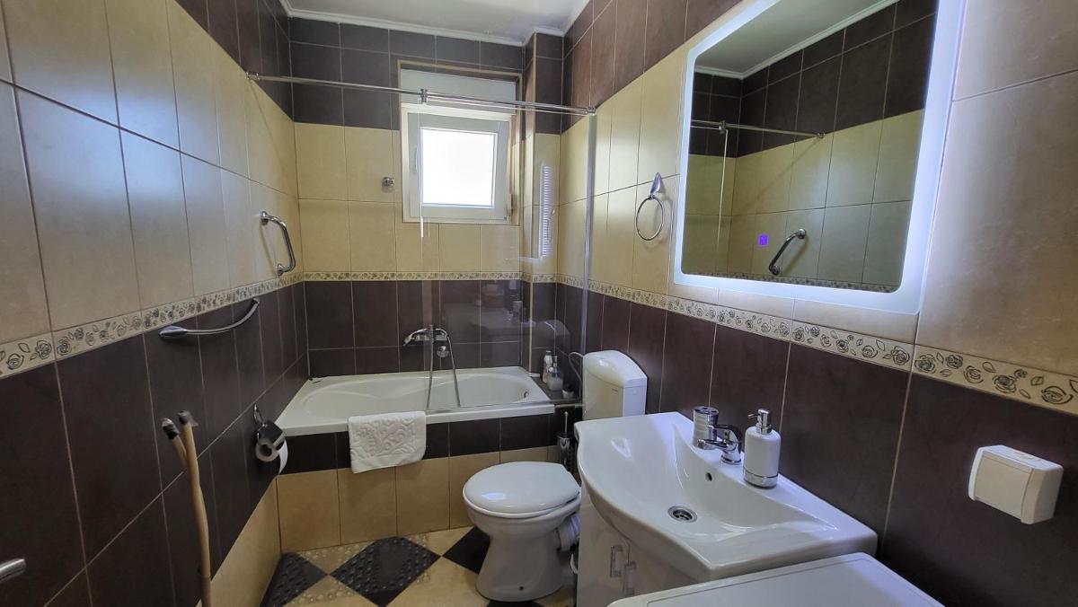 Apartments Teodo - Housity