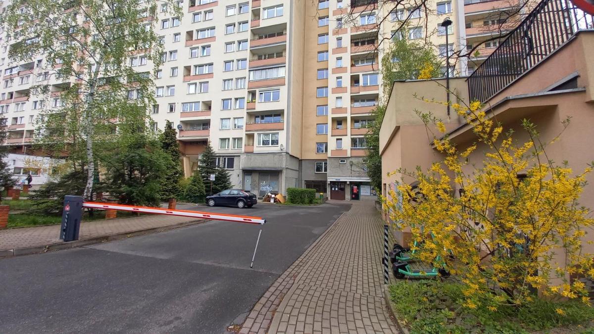 Ivory House (Marymont-Ruda) - Hizvo