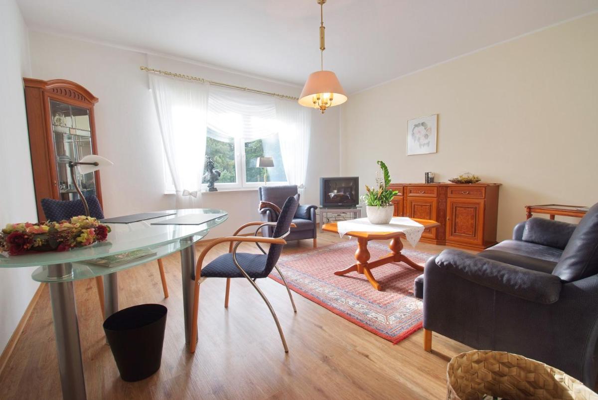 Schöne Brise - Housity