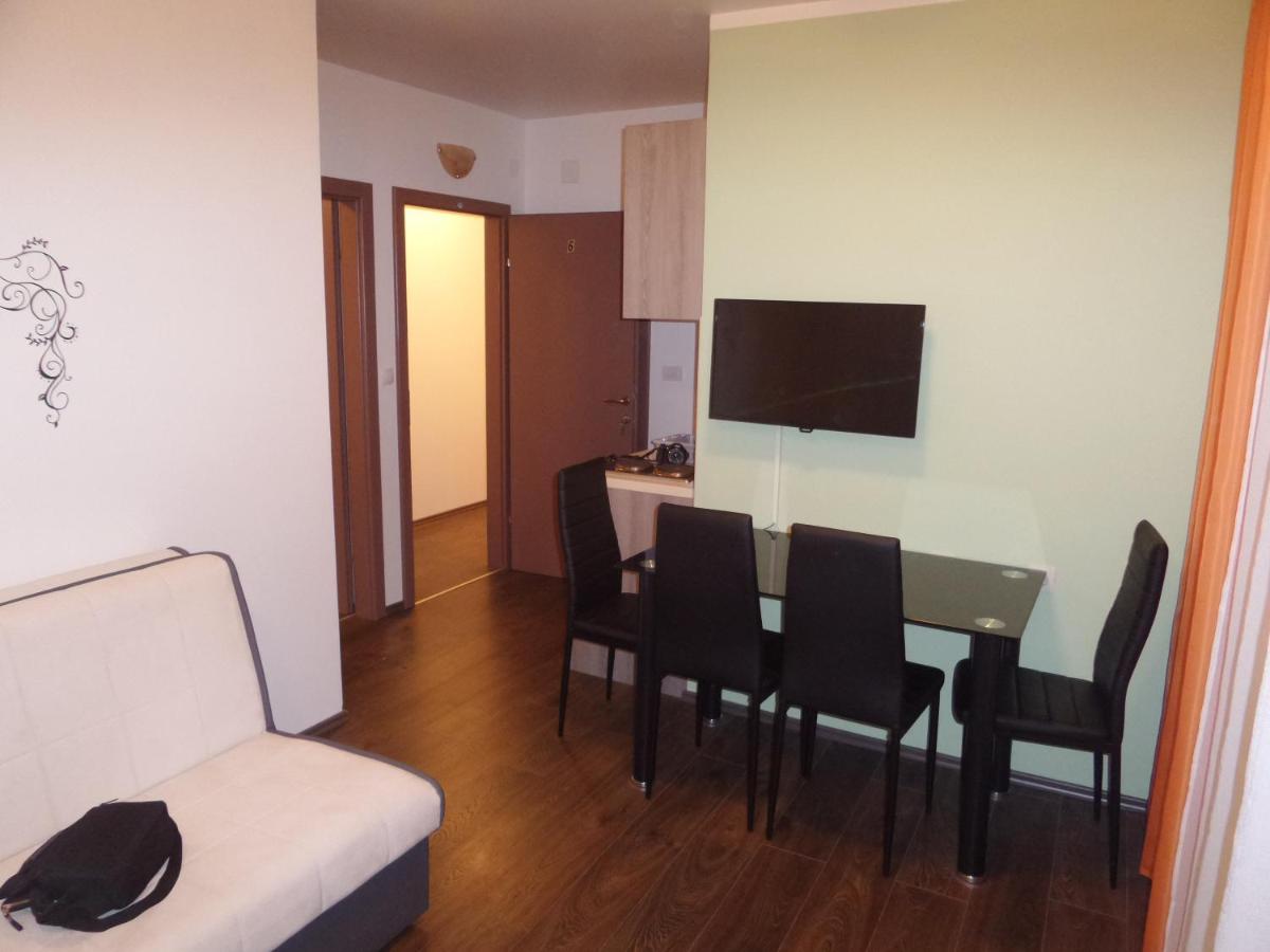 Apartments Mikuli? - Housity