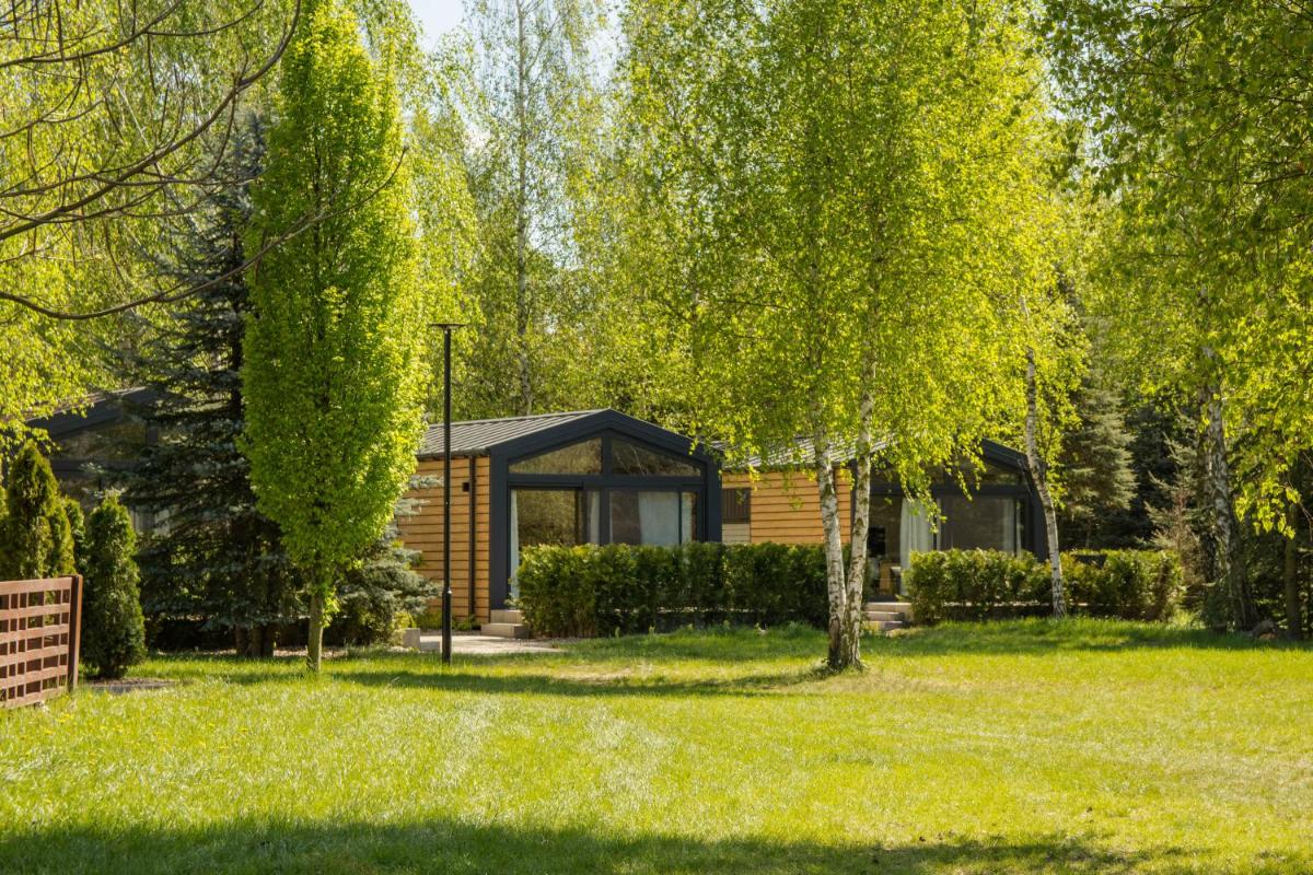 Beztroska Zatoka - ośrodek wypoczynkowy Jacuzzi & Sauna - Housity