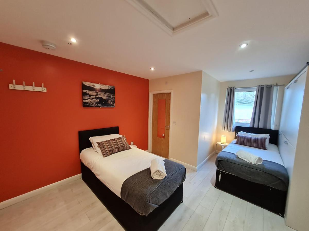 Dolygaer Apartment Reservoir Views, Brecon Beacons - Housity