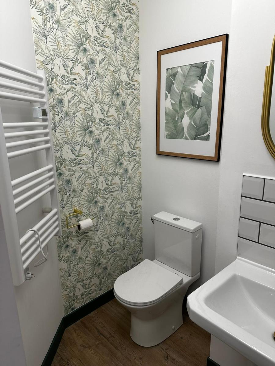 Herbert George Appartement Hotel - Housity
