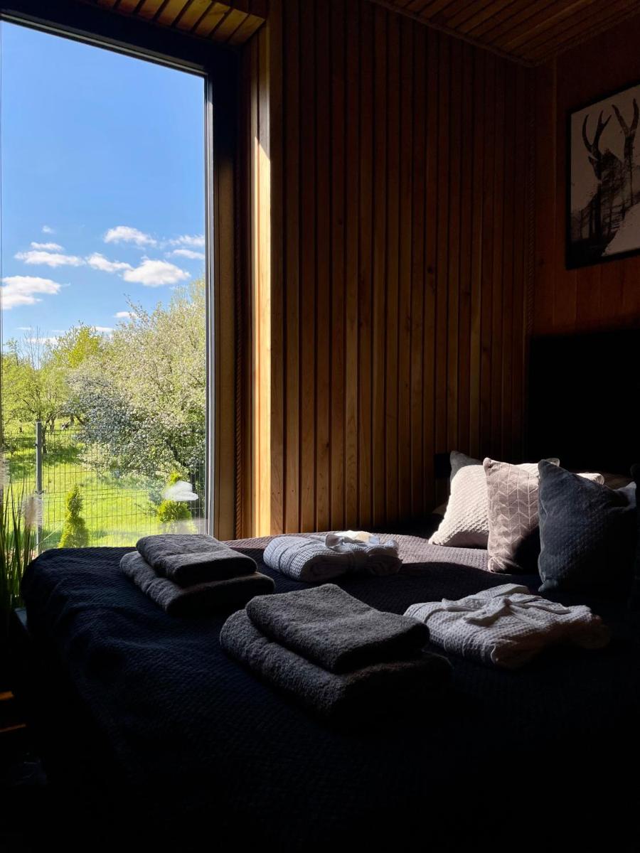 Stodoła Na Kresach - widokowy domek drewniany, całoroczny JACUZZI & SAUNA - Hizvo