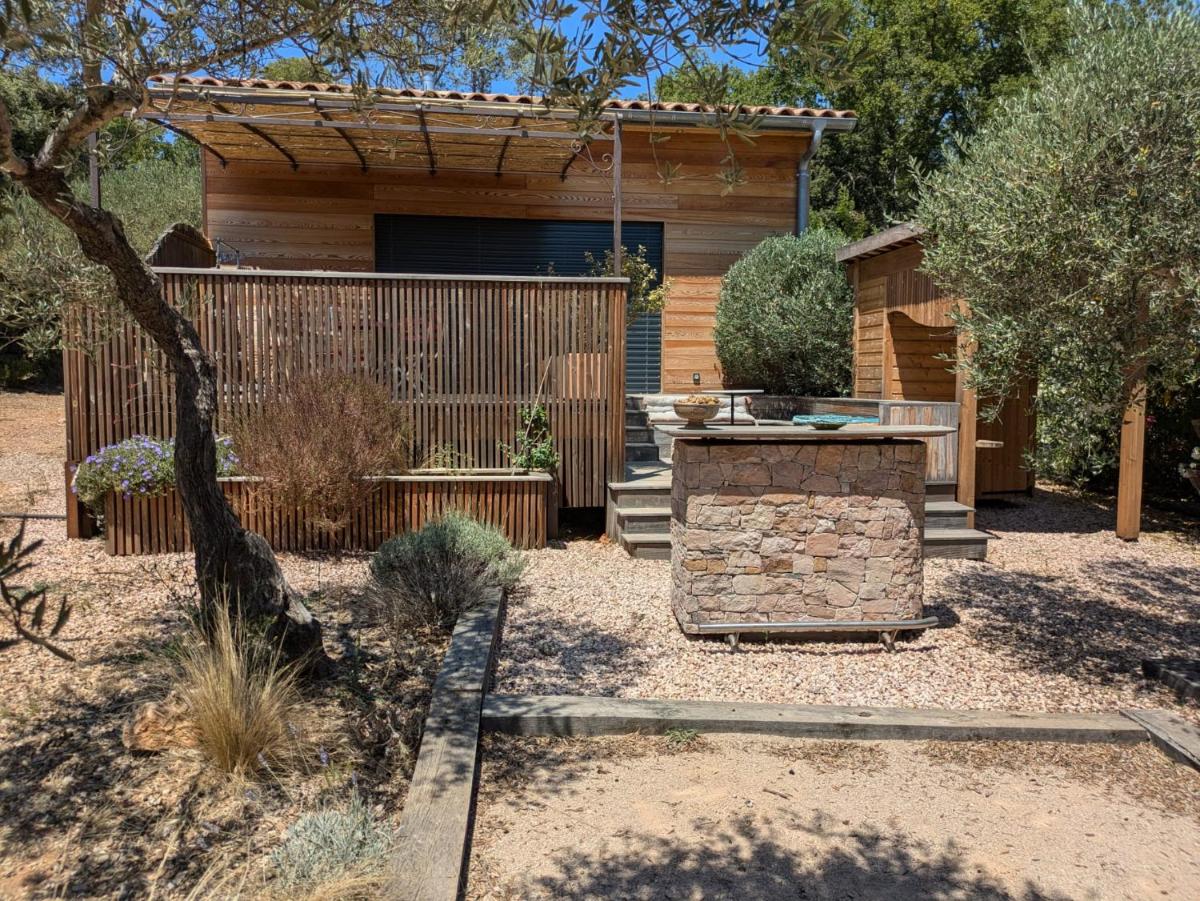 Lodge Les Oliviers - Housity