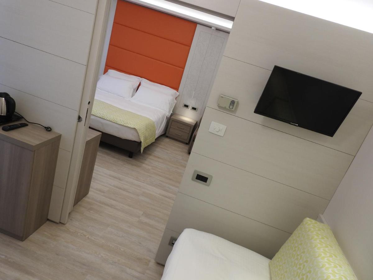 Hotel Zurigo - Housity