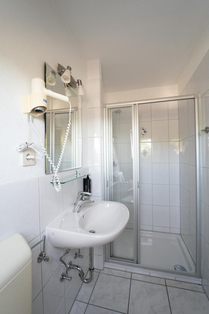 Gästehaus Mack - Mosel Rooms & Restaurant - Housity